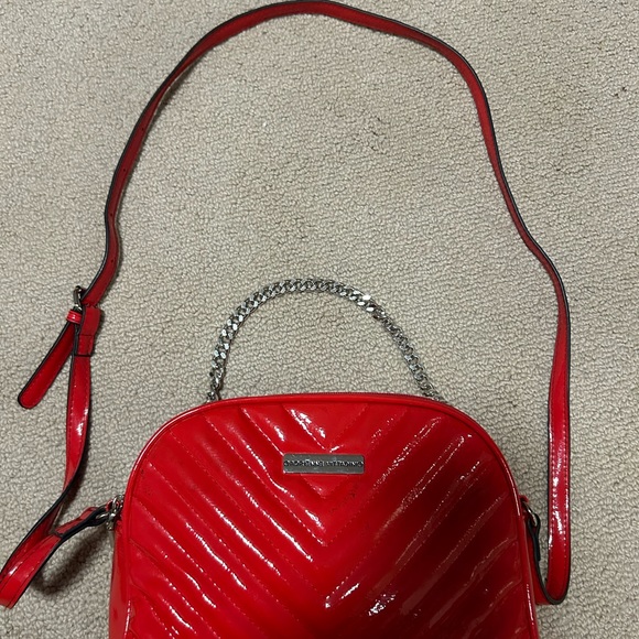 Adrienne Vittadini cross body or purse. Used but good condition. Beautiful red! - Picture 2 of 4